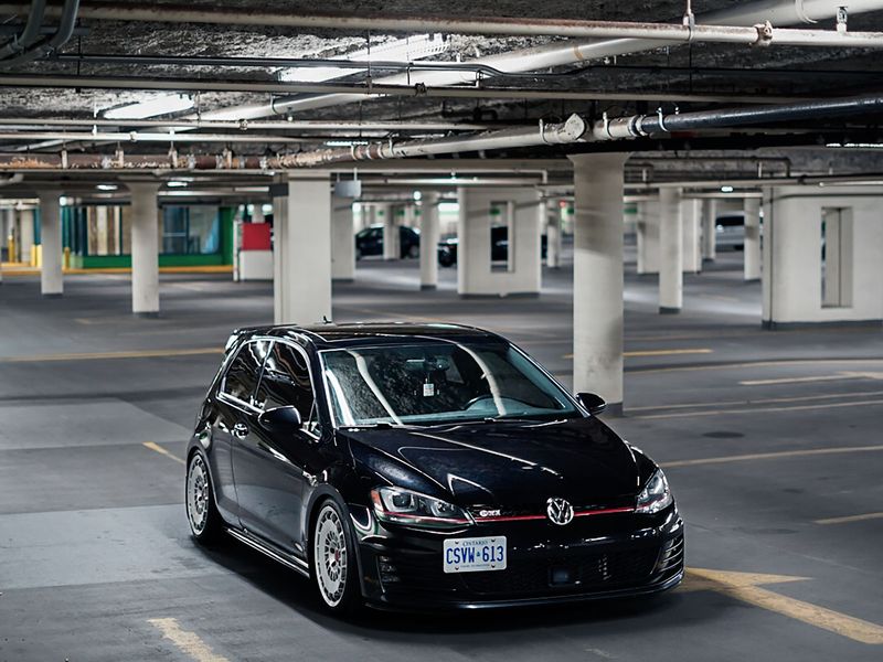 Volkswagen Golf 7 — boîte auto, climatisée