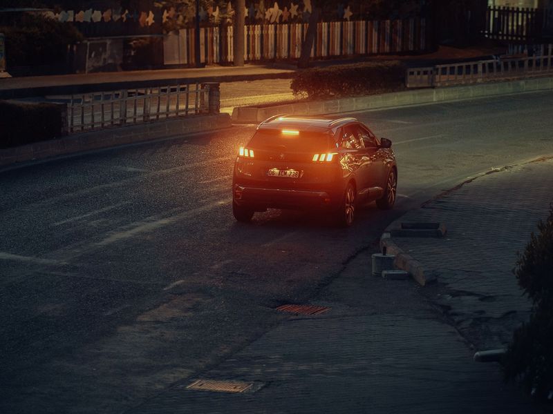 Peugeot 3008 SUV — 7 places